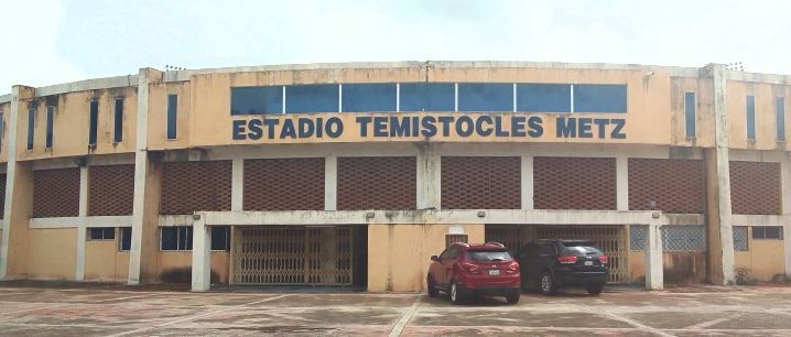 Estadio municipal San Cristóbal en deprimentes condiciones