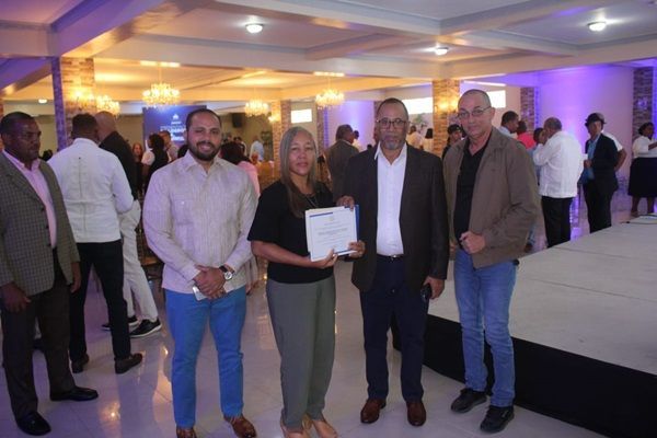 IDECOOP incorpora 175 nuevas cooperativas en la Región Sur