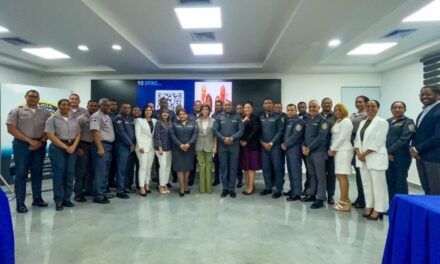 Policía Nacional inicia diálogo estratégico para mejorar la gestión de su talento humano.