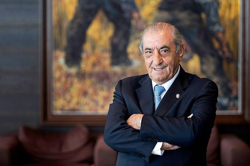 Hidalgo vuela al Cibao para mitigar sus problemas en España