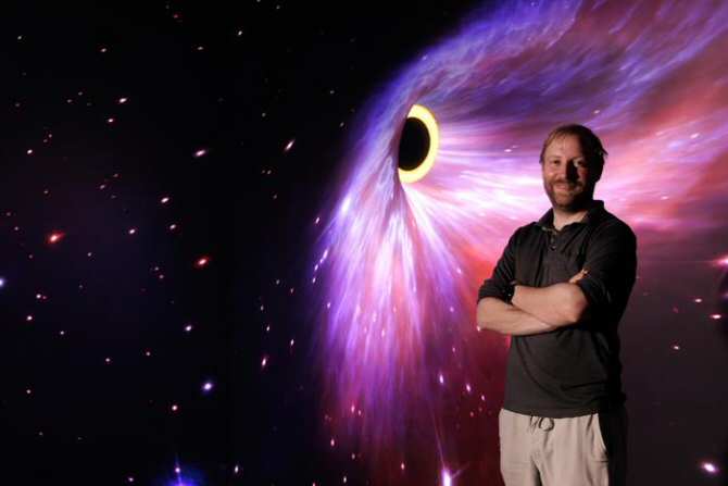 Descubren otro agujero negro de gran masa en el centro de nuestra galaxia