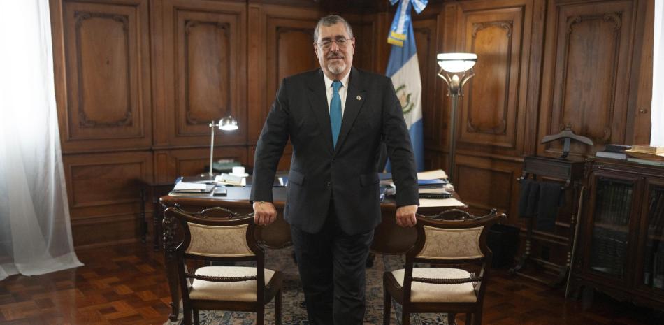 El presidente de Guatemala pide retirar la inmunidad a la fiscal general