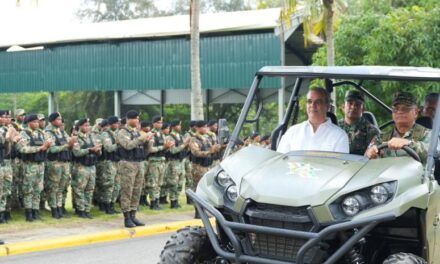 Ejército inaugura varias instalaciones en campamento militar