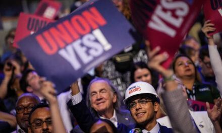 Biden pasa la antorcha a la candidata Harris
