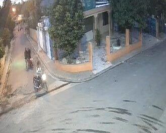 Desconocidos despojan de motocicleta a ciudadano en San Cristóbal