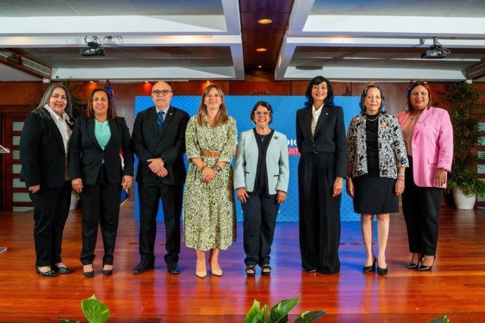 Poder Judicial socializa «Guía Trato Digno para Acceso a Justicia» en el Gran Santo Domingo