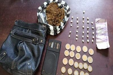 Policía Nacional en San Cristóbal captura a tres individuos por narcotráfico en operativos simultáneos por delitos relacionados con drogas