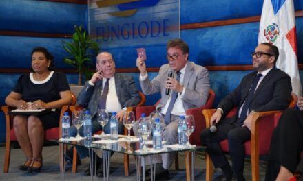 Juristas aseguran que el referéndum aprobatorio es necesario para reforma constitucional