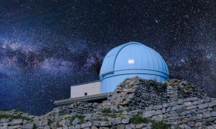 Virtual Astronomical Observatory: Un portal digital hacia el cosmos