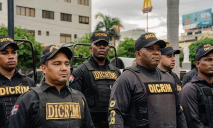 DICRIM apresa a 20 personas, recupera sumas de dinero en pesos y dólares, e incauta nueve armas de fuego y sustancias narcóticas