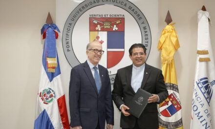 PUCMM y el Consejo de Cambio Climático se unen para impulsar la educación