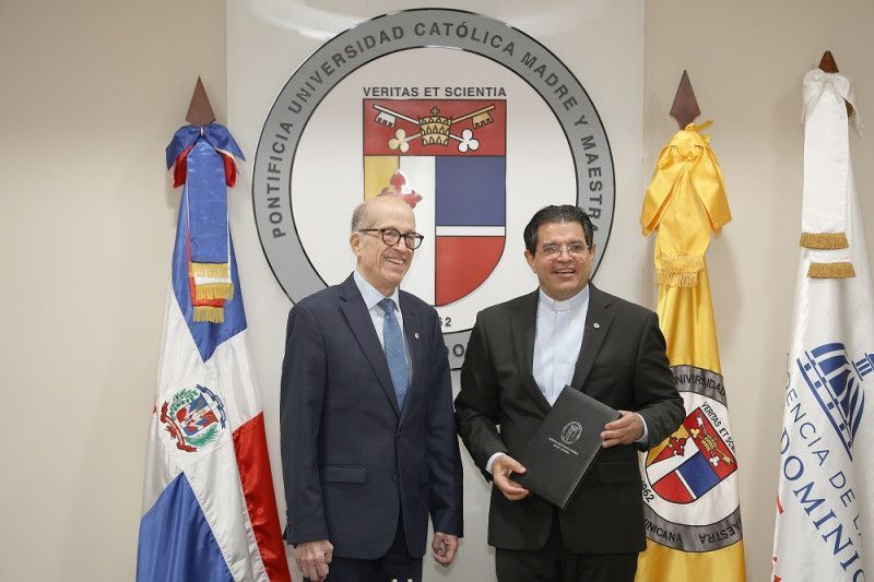 PUCMM y el Consejo de Cambio Climático se unen para impulsar la educación
