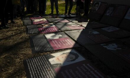 Víctimas de la dictadura de Pinochet piden “verdad y justicia”