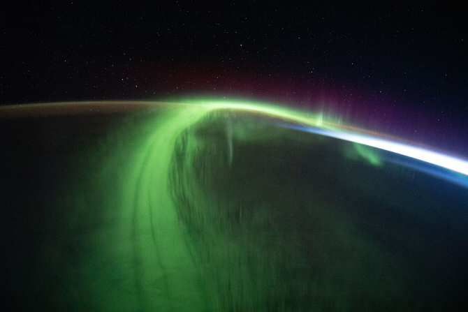 Una aurora vista desde el otro lado