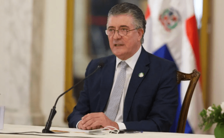 Roberto Santana revela planes del Gobierno de construir 25 nuevas cárceles para 20,300 presos