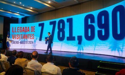 RD, indetenible: capta 7.7 millones de visitantes hasta agosto