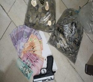 Operativos en San Cristóbal logran sacar de las calles armas de fuego y blancas ilegales y arrestar a delincuentes