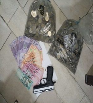 Operativos en San Cristóbal logran sacar de las calles armas de fuego y blancas ilegales y arrestar a delincuentes