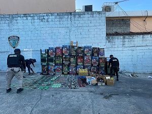 Allanamiento en San Cristóbal desmantela almacén clandestino de máquinas tragamonedas ilegales y piezas electrónicas bajo operativo conjunto de autoridades
