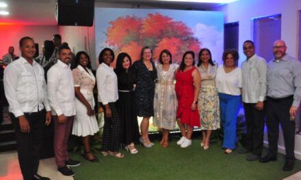 Policía Nacional realiza “Noche Cultural” en honor a 13 delegaciones internacionales participantes de la 13ª Conferencia de Planificación USCAP 2025 en Santo Domingo