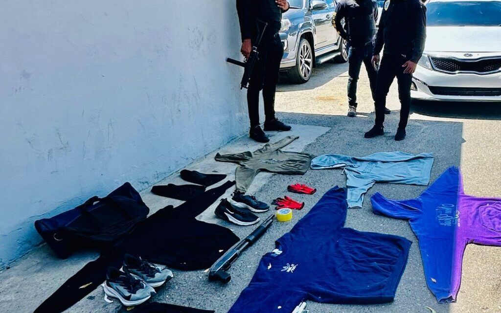 Policía captura a seis hombres señalados como autores del robo de cerca de RD$3 millones a mensajero mediante asalto en Santiago