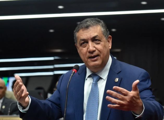 Gustavo Sánchez denuncia presupuesto 2025 de RD está sustentado en la reforma fiscal