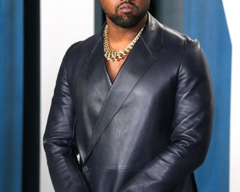 Kanye West es acusado de agresión sexual a su exasistente en un evento de Diddy