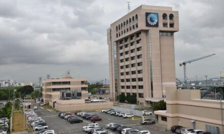 Banco Popular recibe premio a la excelencia sostenida y por controles de seguridad