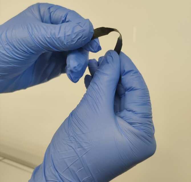 Plásticos que son más fuertes y ligeros gracias a derivados de nanotubos de carbono