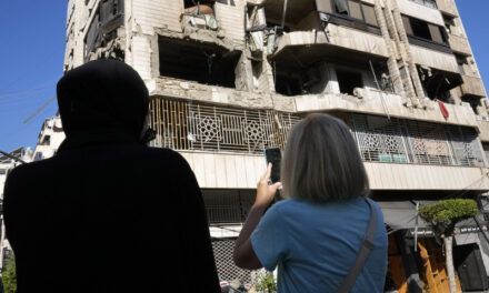 Israel promete seguir golpeando a Hezbolá en Líbano