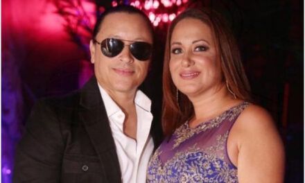 Elvis Crespo presenta demanda de divorcio contra su esposa tras 15 años de casados