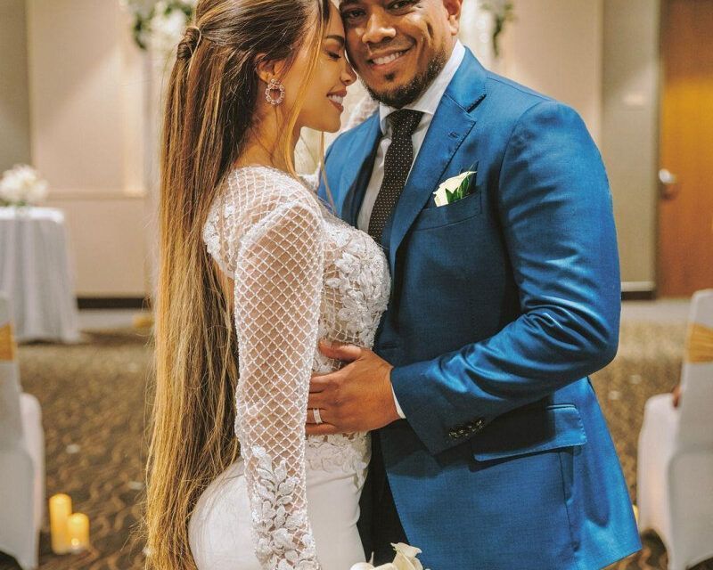 La Materialista y Eury Matos comparten fotos inéditas de su boda civil «secreta»