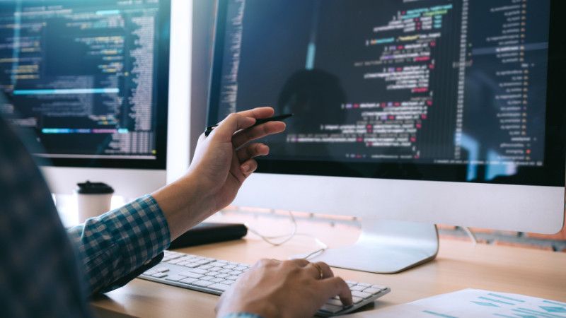 Gobierno impulsa la alta tecnología en la DGII