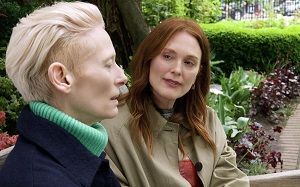 Tilda Swinton y Julianne Moore: «‘La habitación de al lado’ no es un drama, es un poema»
