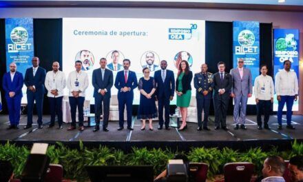 Director General PN inicia primera semana de octubre participando en importantes eventos y recibe reconocimiento