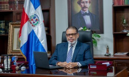 Director de Desarrollo de la Comunidad llama cuidar la salud mental