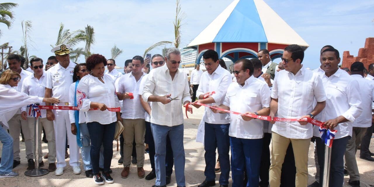 Avanza proyecto de Cabo Rojo: Abinader inaugura fase 2 del puerto de cruceros