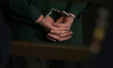 Envían a prisión a un hombre acusado de dar brutal golpiza a su pareja en Montellano