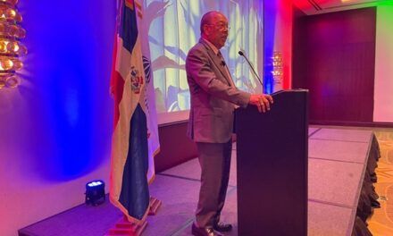 República Dominicana Celebra el Día Mundial del Sida con Logros Notables en la Reducción del VIH y Reconocimientos a Defensores de la Salud y Derechos Humanos