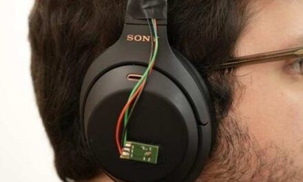 Auriculares para eliminar el sonido externo excepto el más cercano