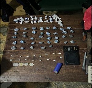 Autoridades desmantelan puntos de drogas en San Cristóbal
