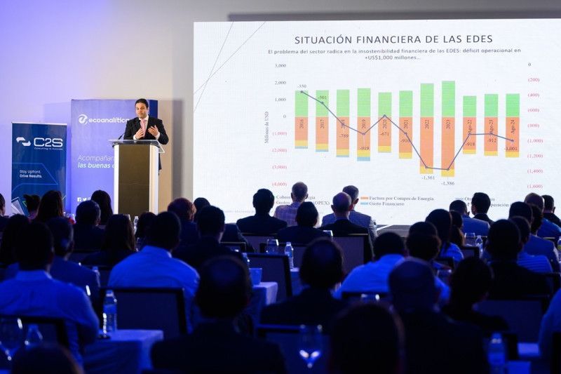 Experto advierte situación financiera de las EDES es insostenible