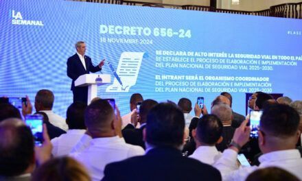 Abinader anuncia al país Pacto por la Seguridad Vial