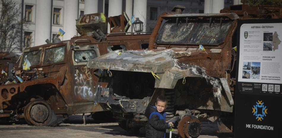 EE.UU. autoriza a Kiev usar minas antipersonales