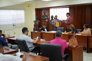 Alcaldía de San Cristóbal entrega fondos para 22 obras