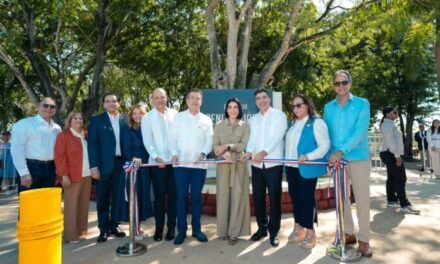 Banco Popular, Primera Dama, MICM y Alcaldía de Santiago inauguran parque Benito Juárez