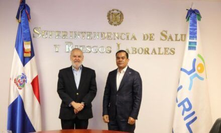 DIDA y Sisalril socializan para sancionar cobros indebidos en servicios de salud