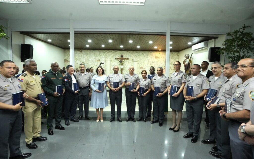 Policía Nacional celebra eucaristía por el primer año de gestión del mayor general Ramón Antonio Guzmán Peralta