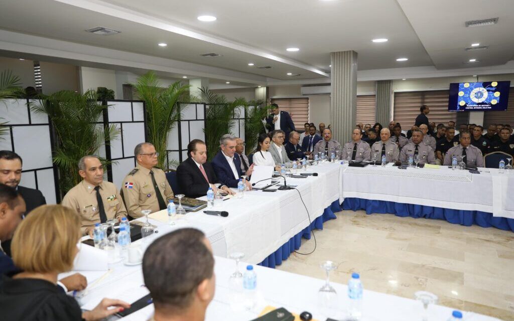 Presidente Abinader encabeza reunión de seguimiento al Plan de Seguridad Ciudadana