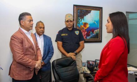 Ministra de Interior conoce avances investigación delitos tecnológicos, como parte supervisión dependencias PN.
